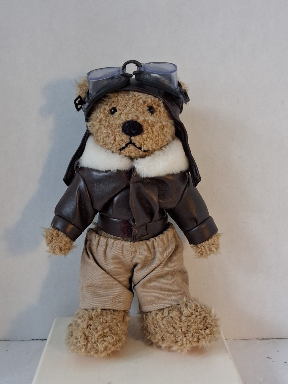 VTG! 'Creature Comforts' Aviator Pilot Teddy Bear Plush w/ Accessories EUC